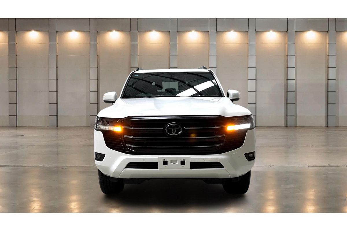 2024 Toyota Landcruiser GXL FJA300R