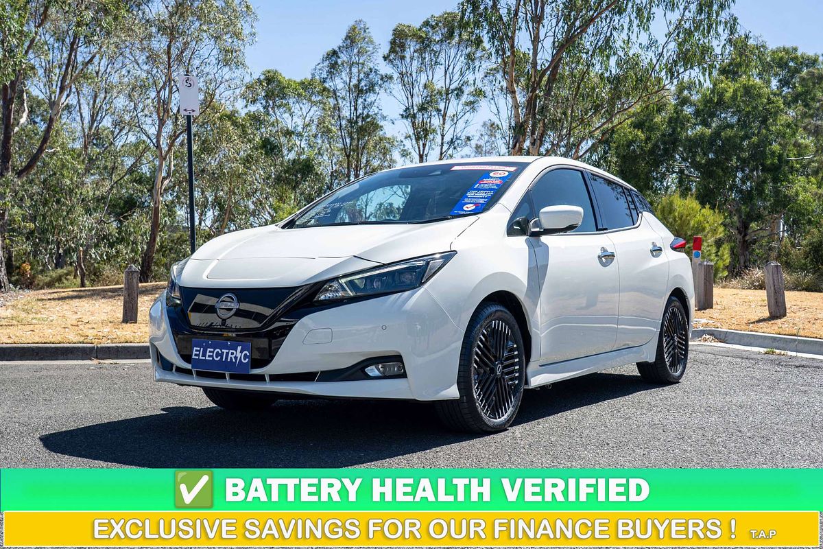 2023 Nissan LEAF ZE1