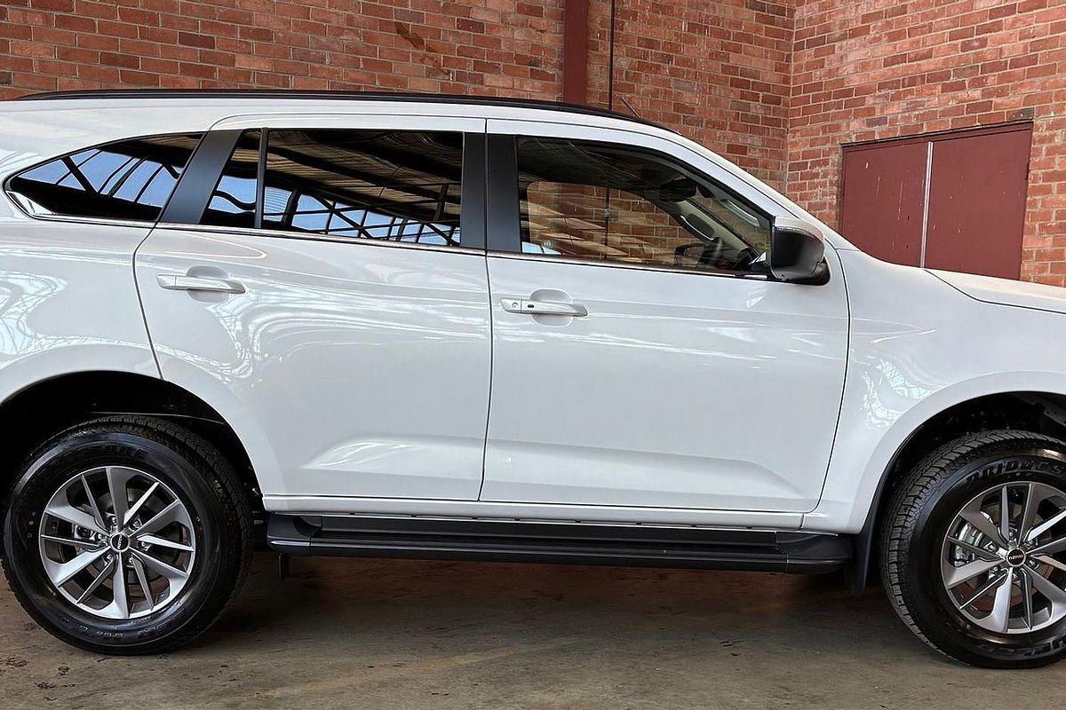 2025 Isuzu MU-X LS-U