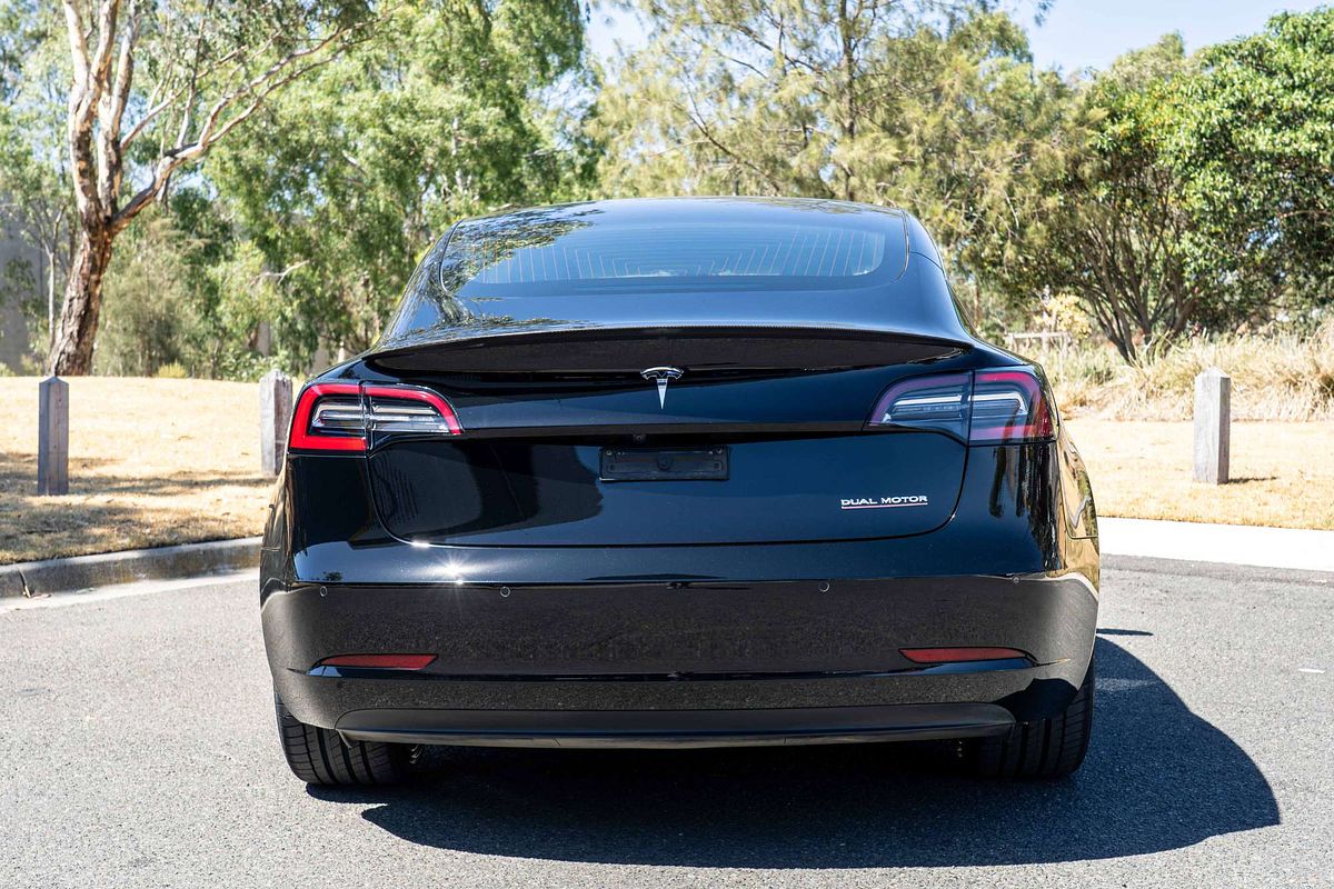 2019 Tesla Model 3 Performance