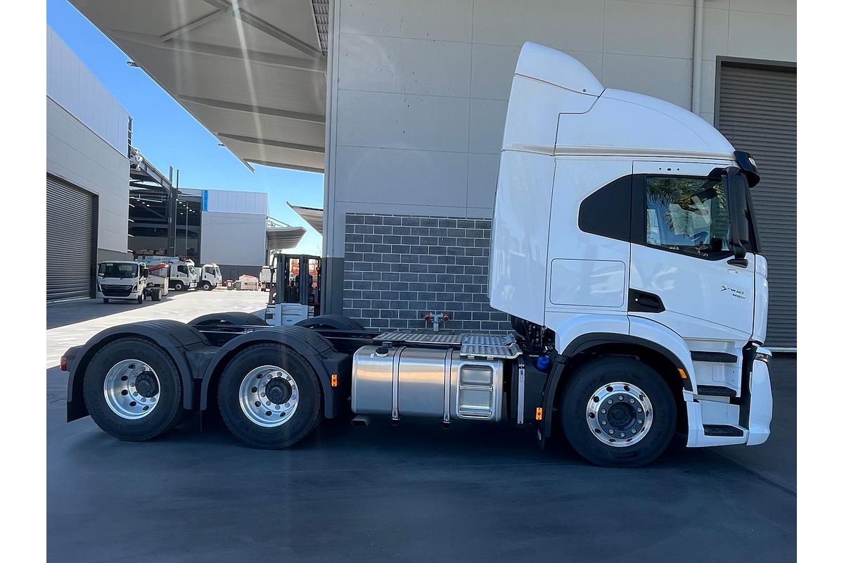 2024 Iveco S-Way AT600