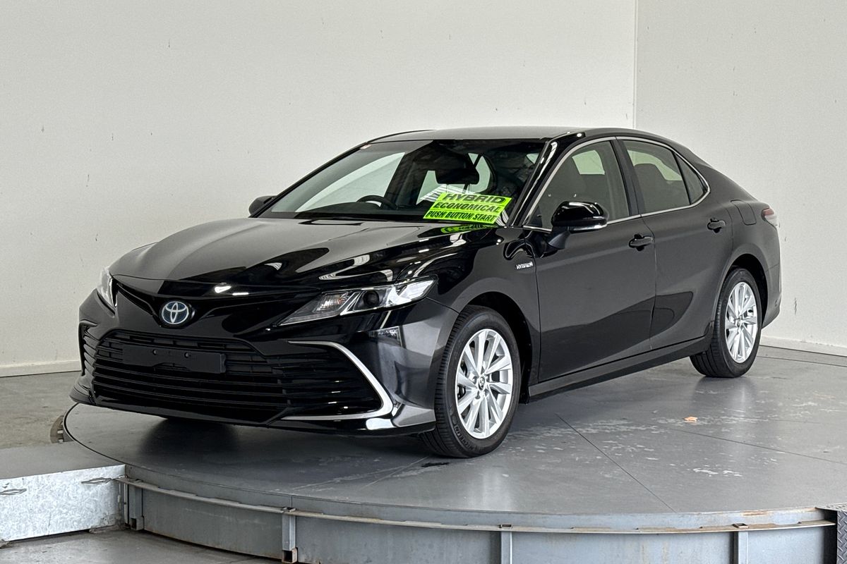 2024 Toyota Camry Ascent AXVH70R