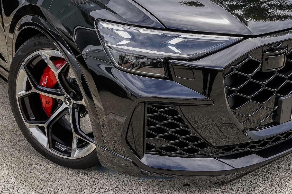 2025 Audi RS Q8 TFSI performance F1