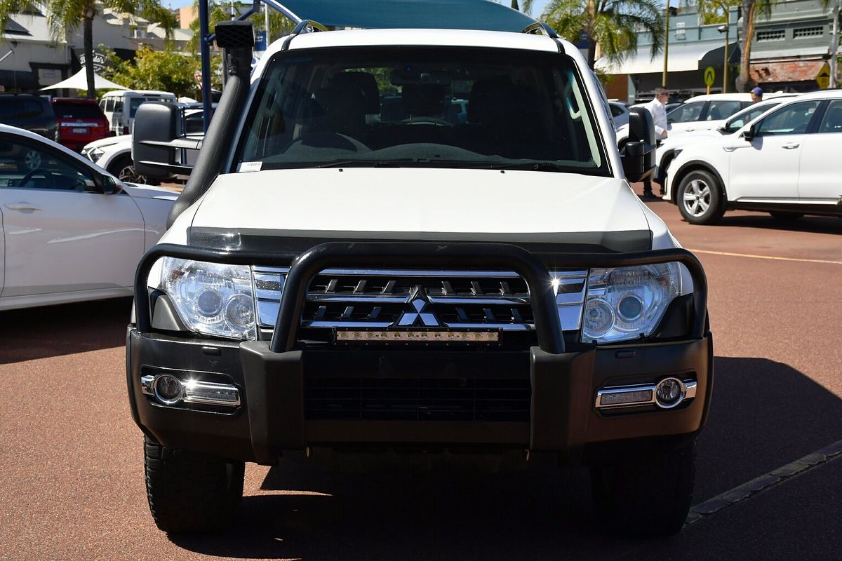 2019 Mitsubishi Pajero GLS NX