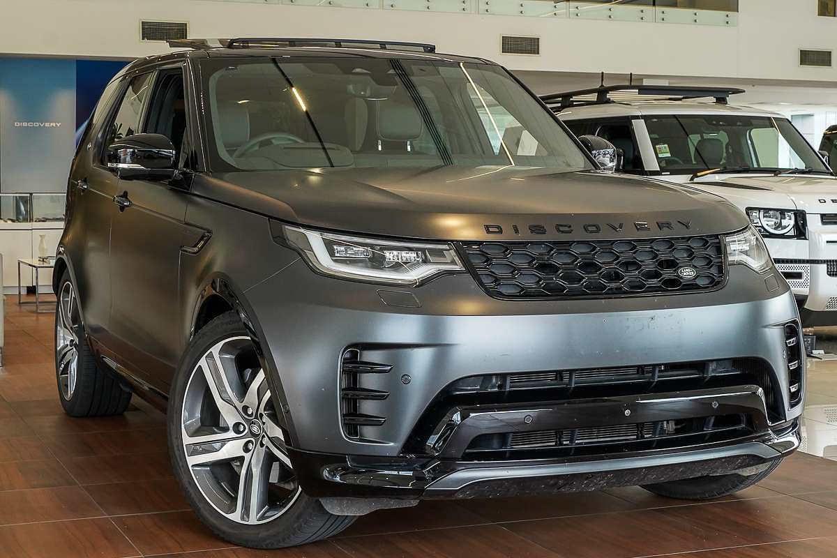 2023 Land Rover Discovery D300 Dynamic SE Series 5