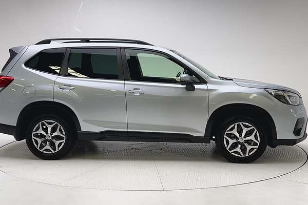 2020 Subaru Forester 2.5i S5 thumb-8