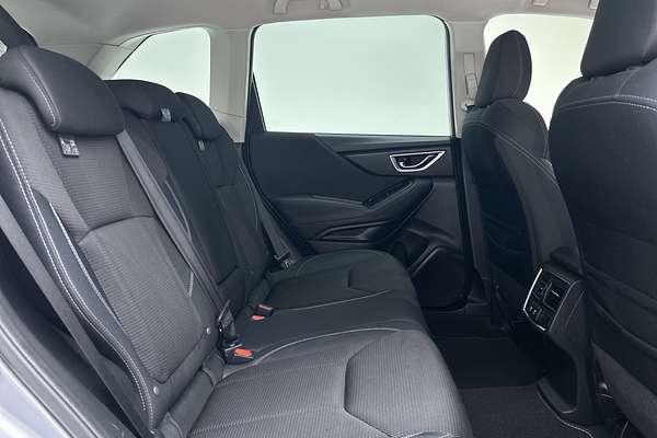 2020 Subaru Forester 2.5i S5 thumb-11