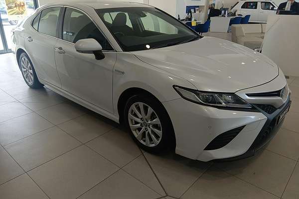 2018 Toyota Camry Ascent Sport AXVH71R