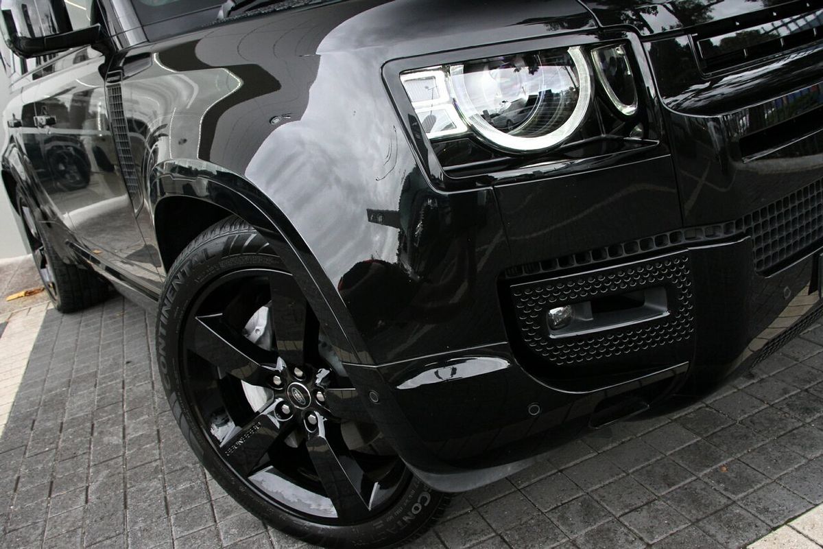 2024 Land Rover Defender 110 P400e X-Dynamic HSE L663