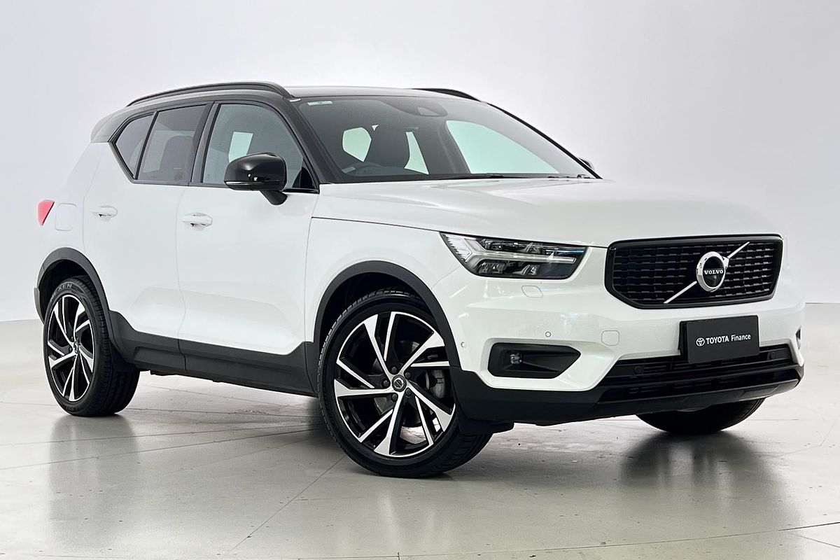 2021 Volvo XC40 T5 R-Design