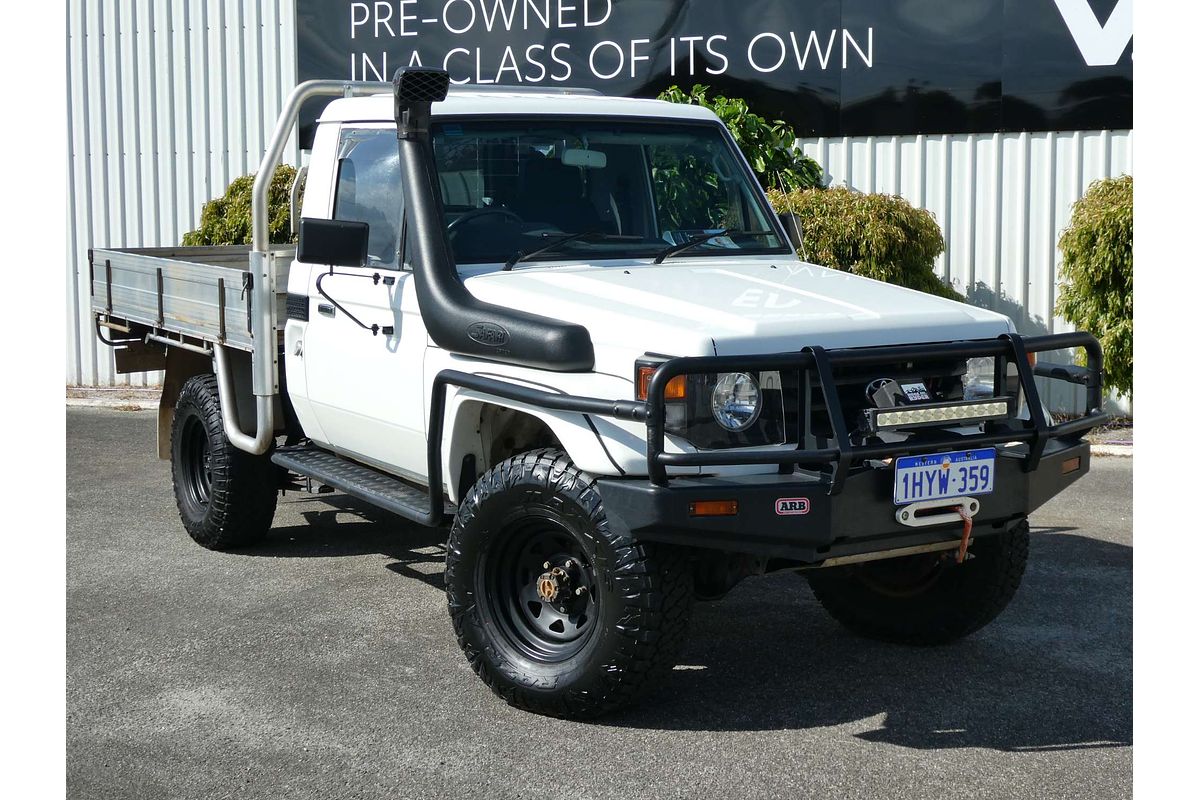 2006 Toyota Landcruiser HZJ79R 4X4