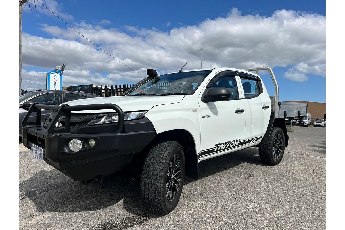 2019 Mitsubishi Triton GLX ADAS MR 4X4