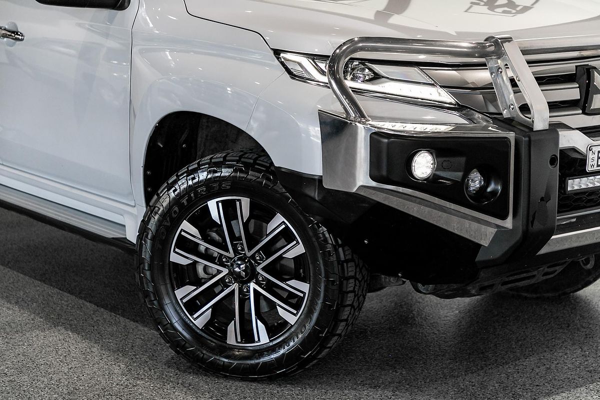 2022 Mitsubishi Pajero Sport GLS QF