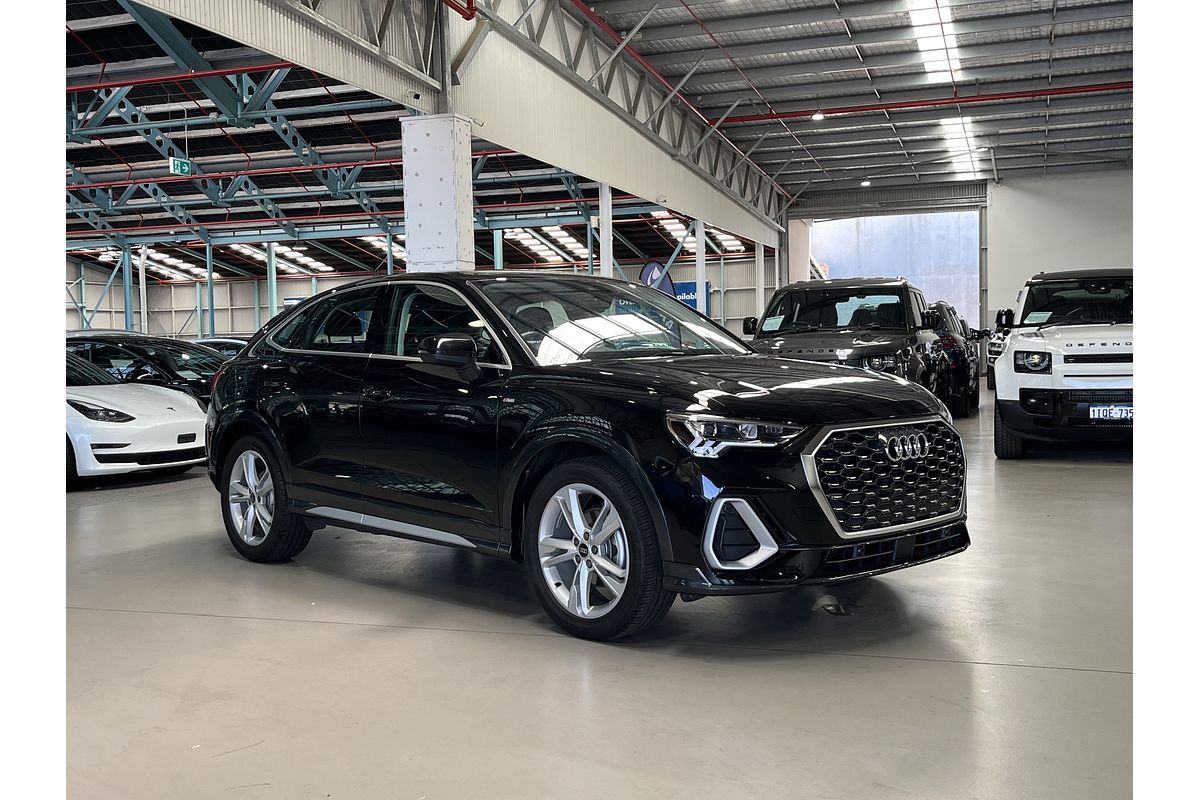 2024 Audi Q3 35 TFSI S line F3