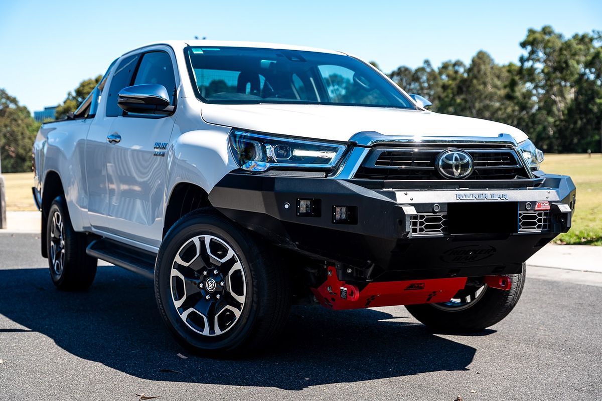 2022 Toyota Hilux SR5 GUN126R 4X4