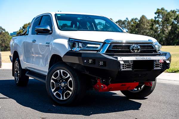 2022 Toyota Hilux SR5 GUN126R 4X4