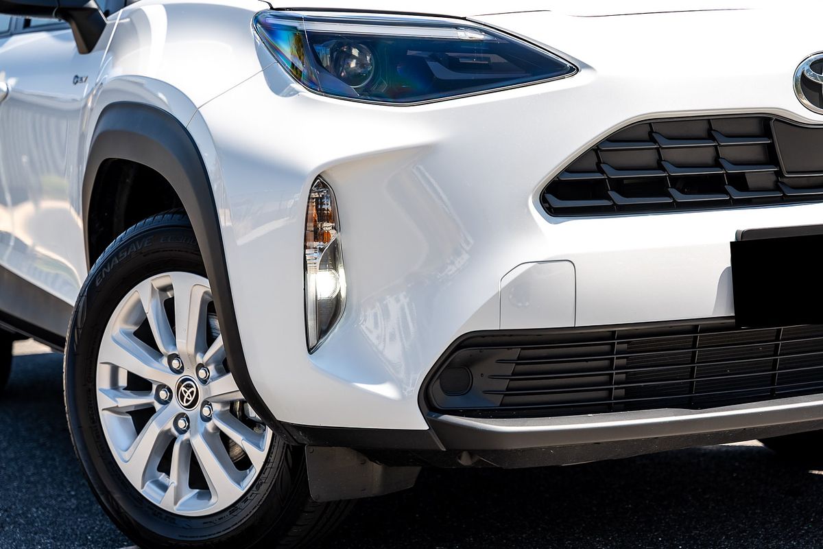 2024 Toyota Yaris Cross GX MXPJ15R