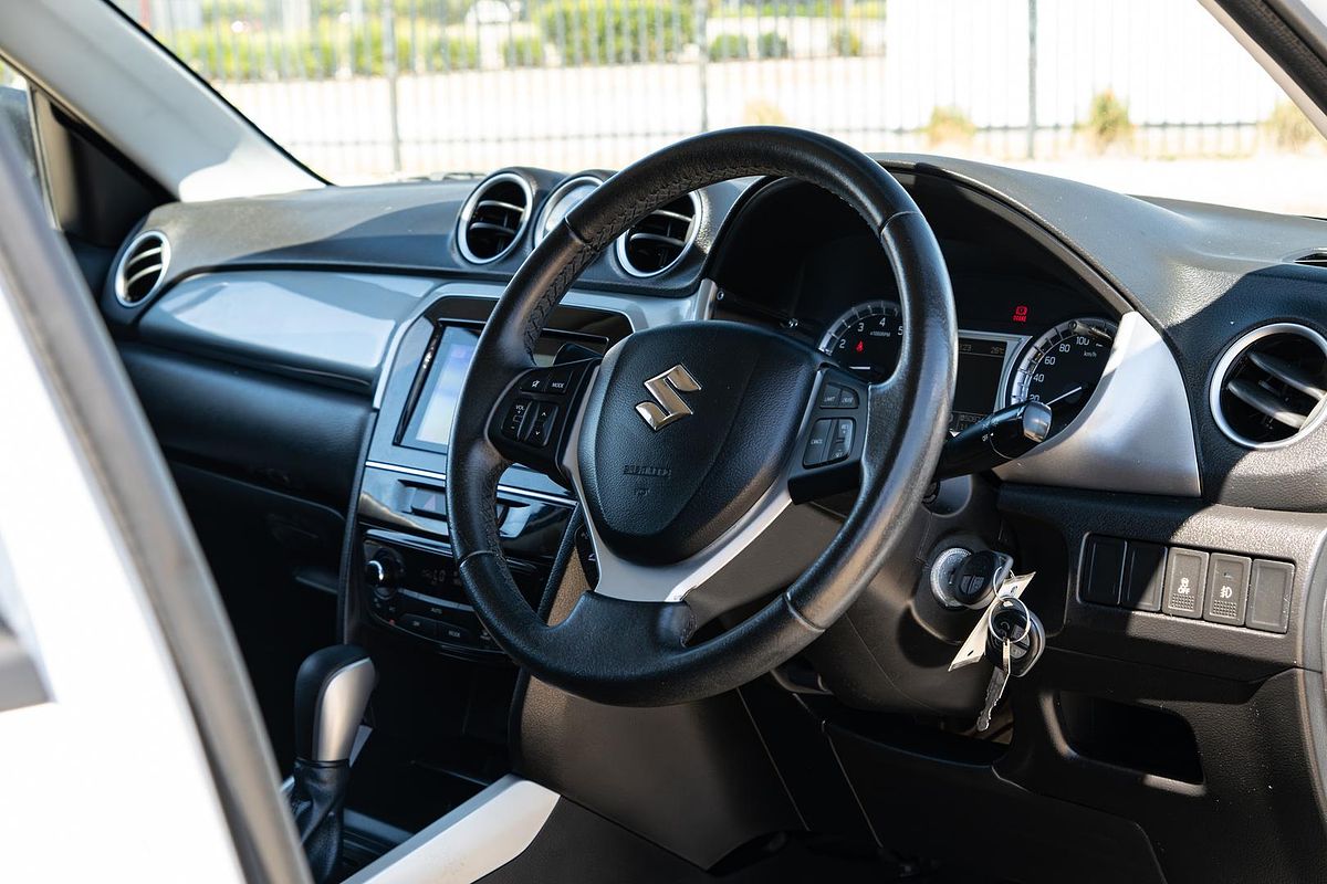 2017 Suzuki Vitara RT-S LY