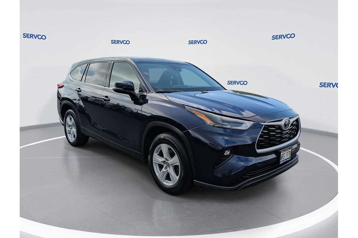 2022 Toyota Highlander LE