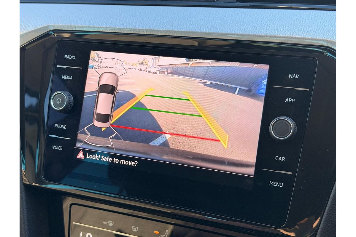 2022 Volkswagen Passat 140TSI Business B8