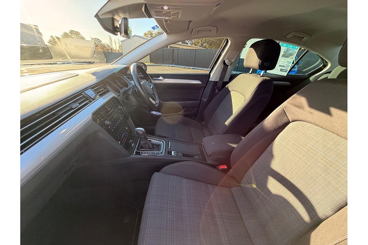 2022 Volkswagen Passat 140TSI Business B8