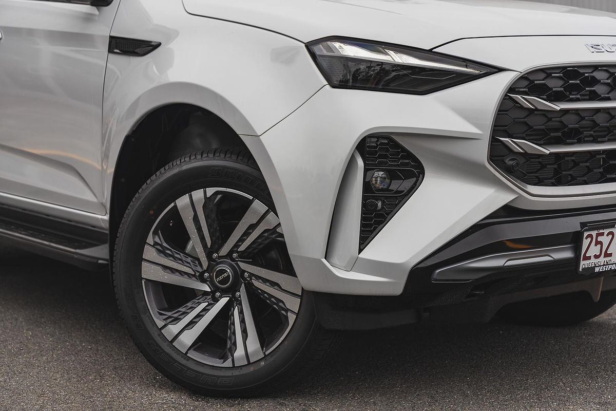 2025 Isuzu MU-X LS-T