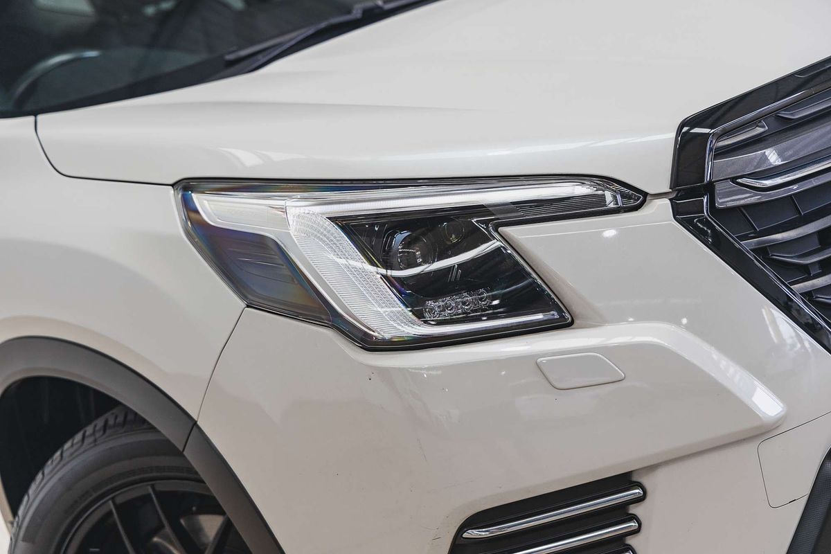 2022 Subaru Forester Hybrid S S5