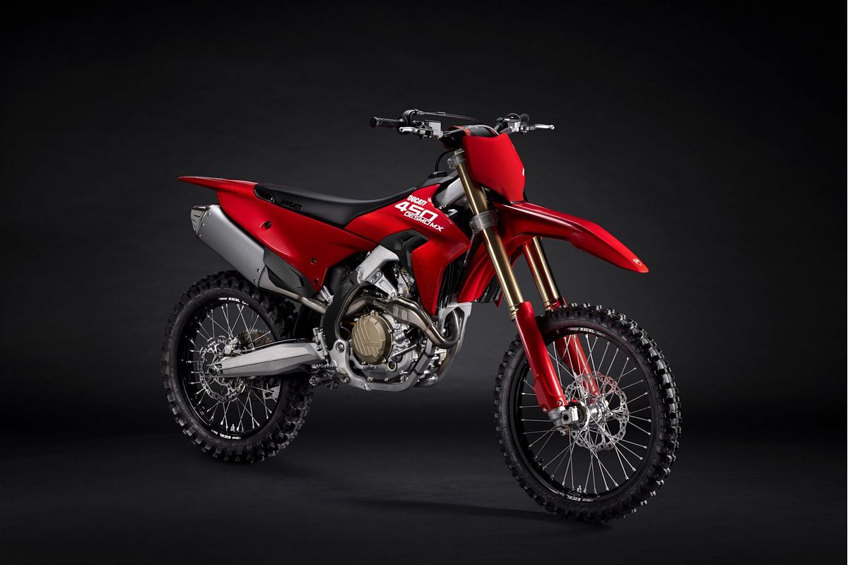 2026 Ducati SPORT DESMO 450MX