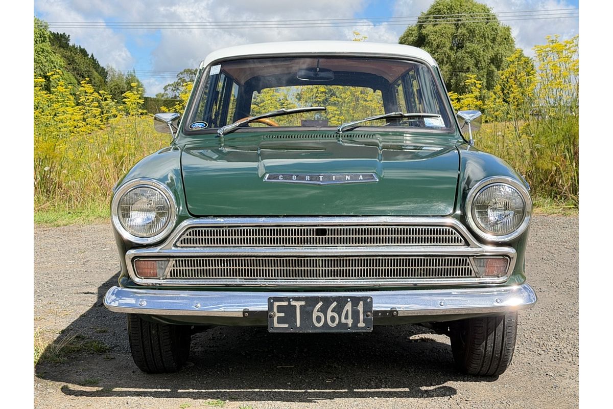 1965 Ford CORTINA