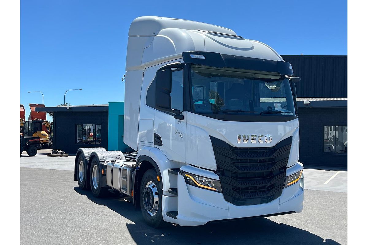 2024 Iveco S-Way AT600