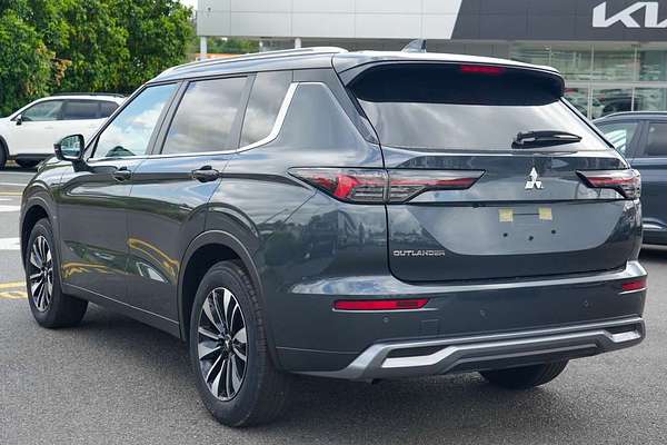 2025 Mitsubishi Outlander LS ZM thumb-5