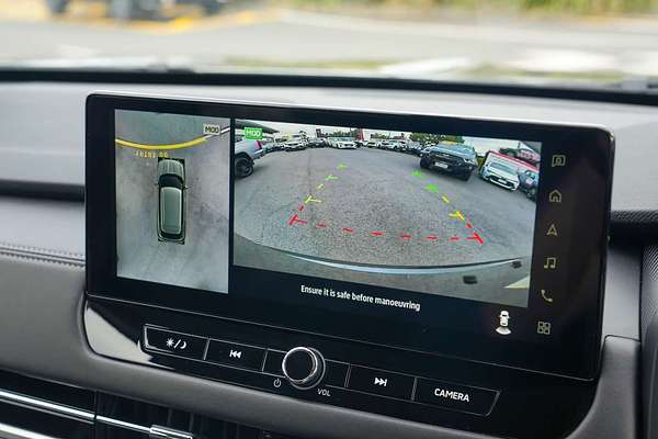 2025 Mitsubishi Outlander LS ZM thumb-12