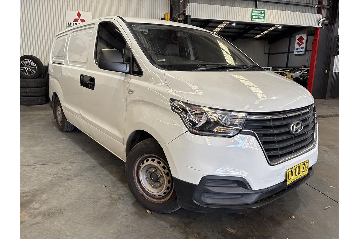 2020 Hyundai iLoad 3S TWIN SWING TQ4 MY20