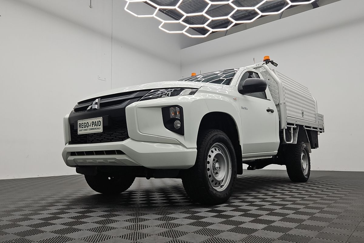 2019 Mitsubishi Triton GLX MR 4X4