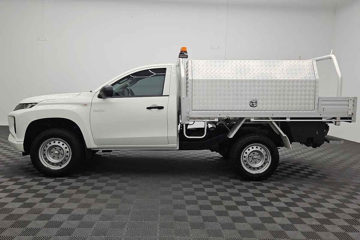 2019 Mitsubishi Triton GLX MR 4X4