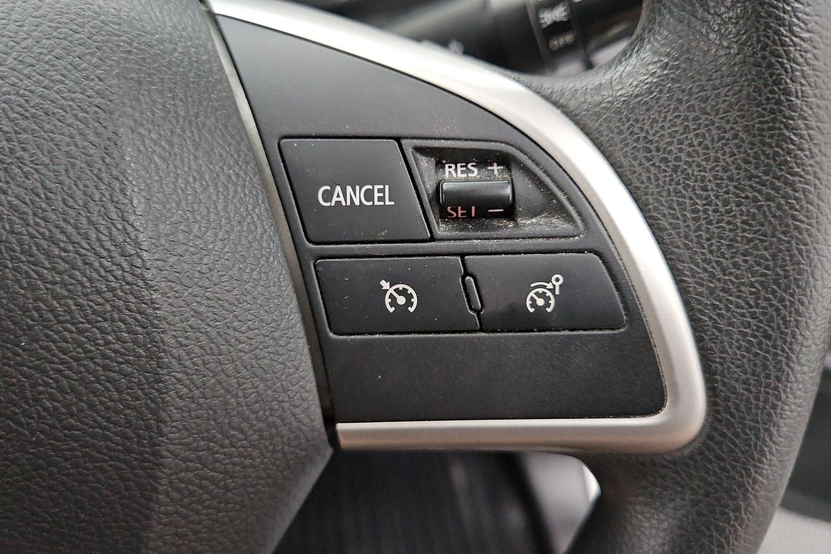 2019 Mitsubishi Triton GLX MR 4X4