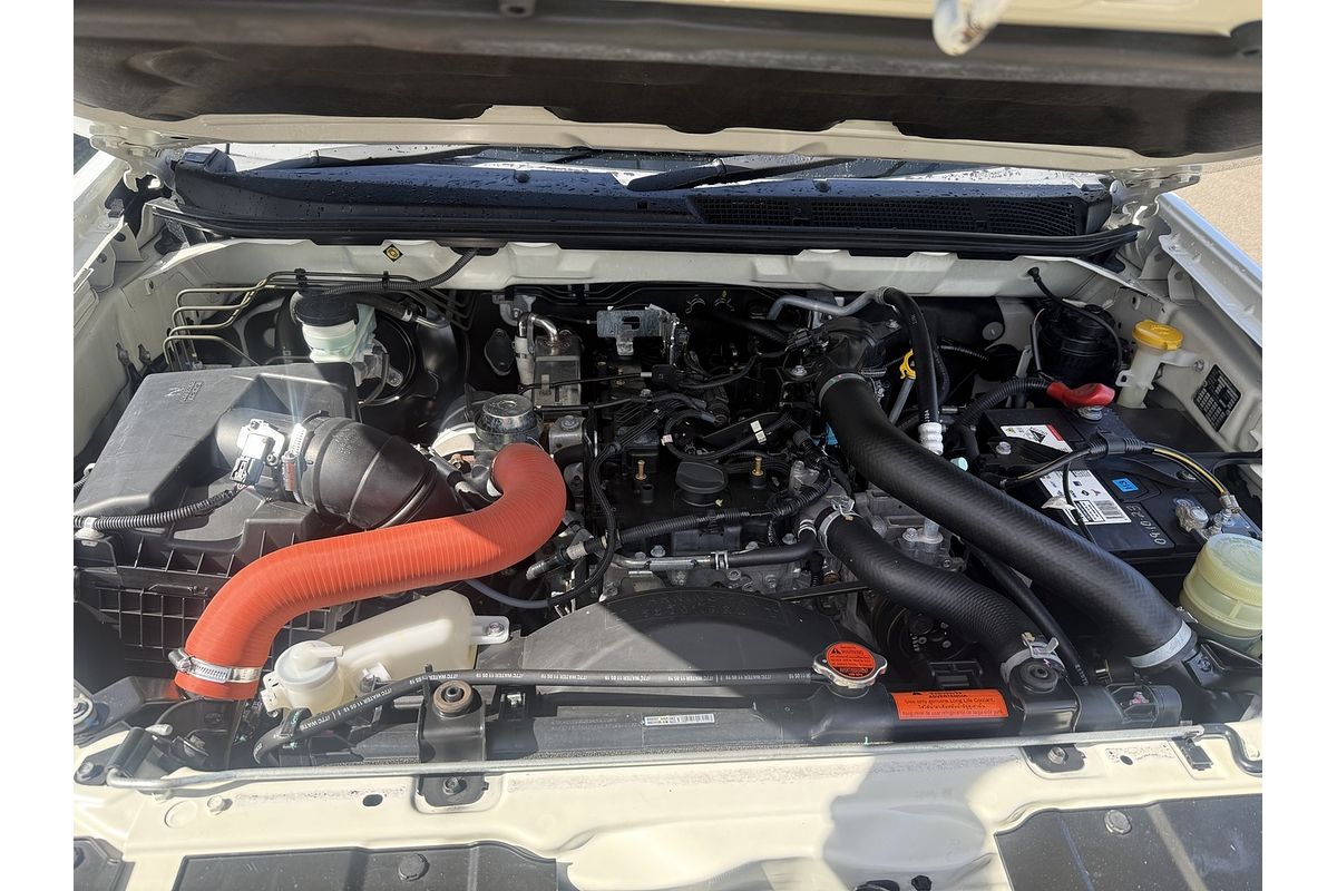 2019 Isuzu D-MAX SX High Ride Rear Wheel Drive