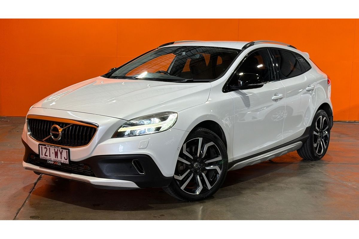 2016 Volvo V40 T4 Luxury