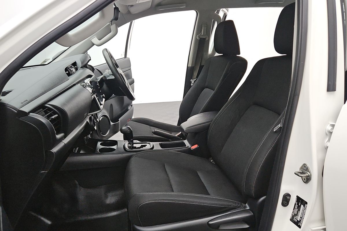 2021 Toyota Hilux SR GUN126R 4X4