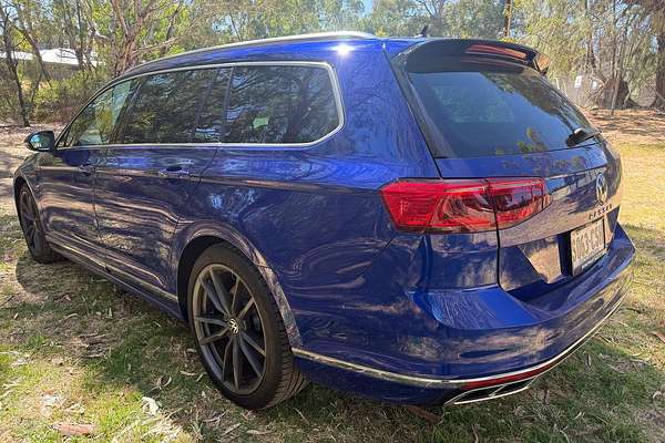 2022 Volkswagen Passat 206TSI R-Line B8 thumb-3