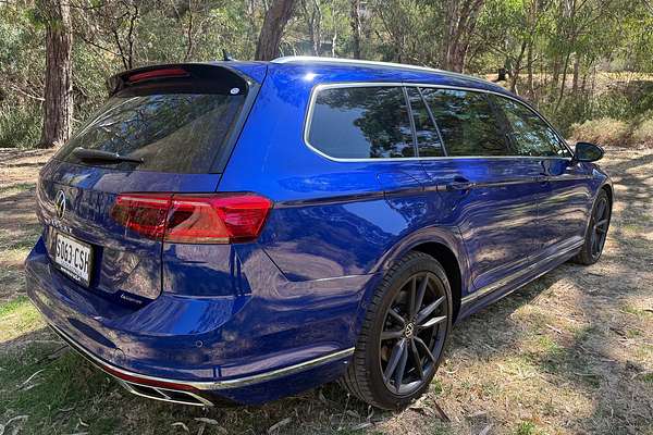 2022 Volkswagen Passat 206TSI R-Line B8 thumb-5