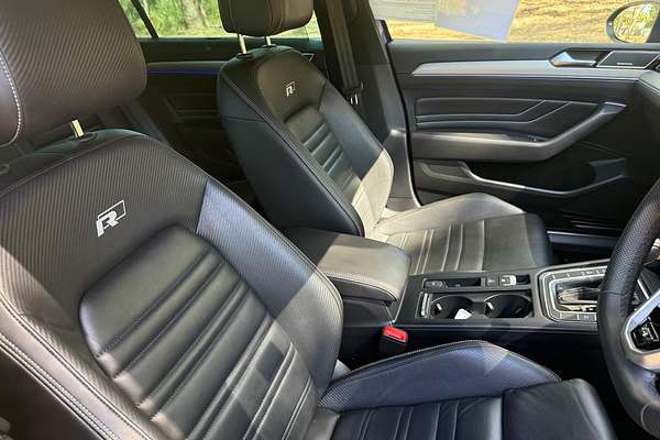 2022 Volkswagen Passat 206TSI R-Line B8 thumb-9