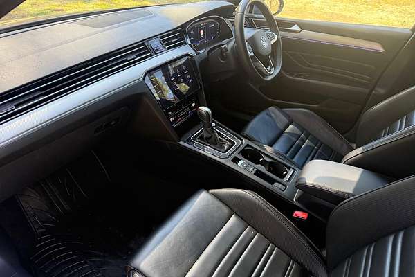 2022 Volkswagen Passat 206TSI R-Line B8 thumb-15