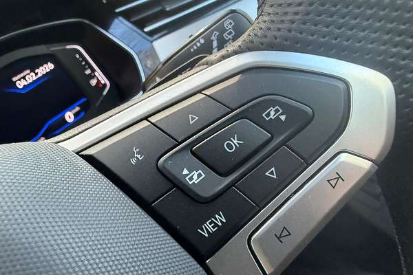 2022 Volkswagen Passat 206TSI R-Line B8 thumb-26