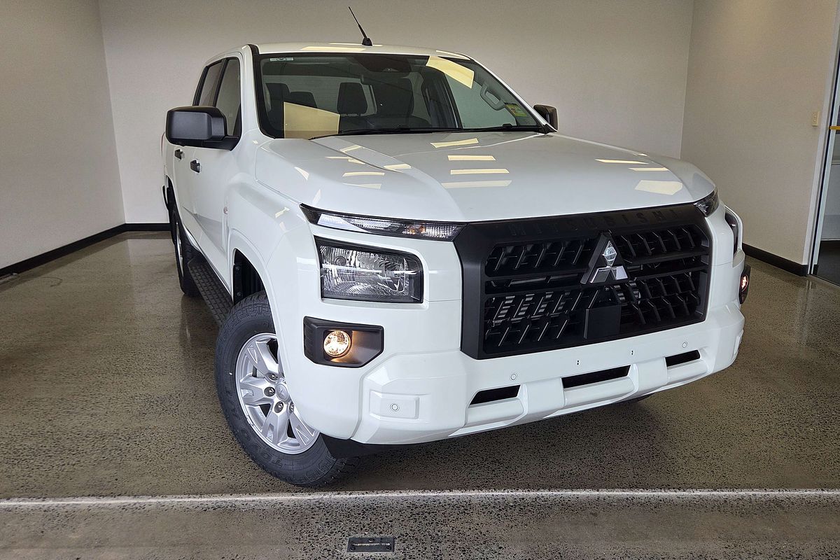 2025 Mitsubishi Triton GLX+ MV 4X4