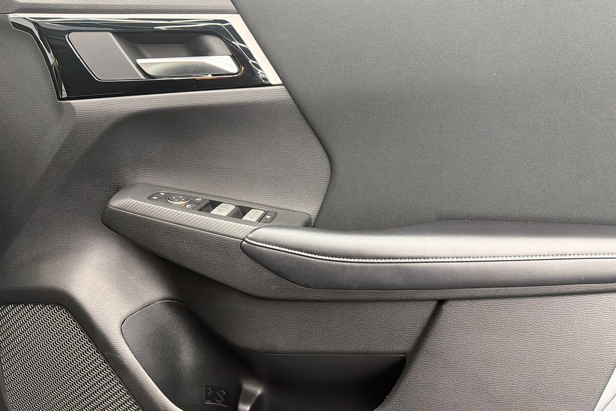 2022 Mitsubishi Outlander ES ZM