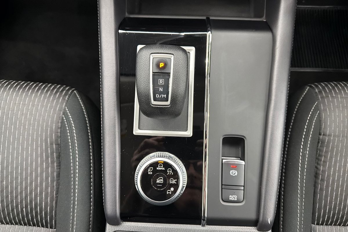 2022 Mitsubishi Outlander ES ZM