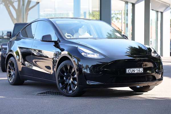 2022 Tesla Model Y Rear-Wheel Drive