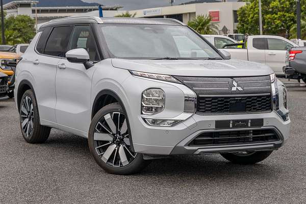 2025 Mitsubishi Outlander Exceed Tourer ZM