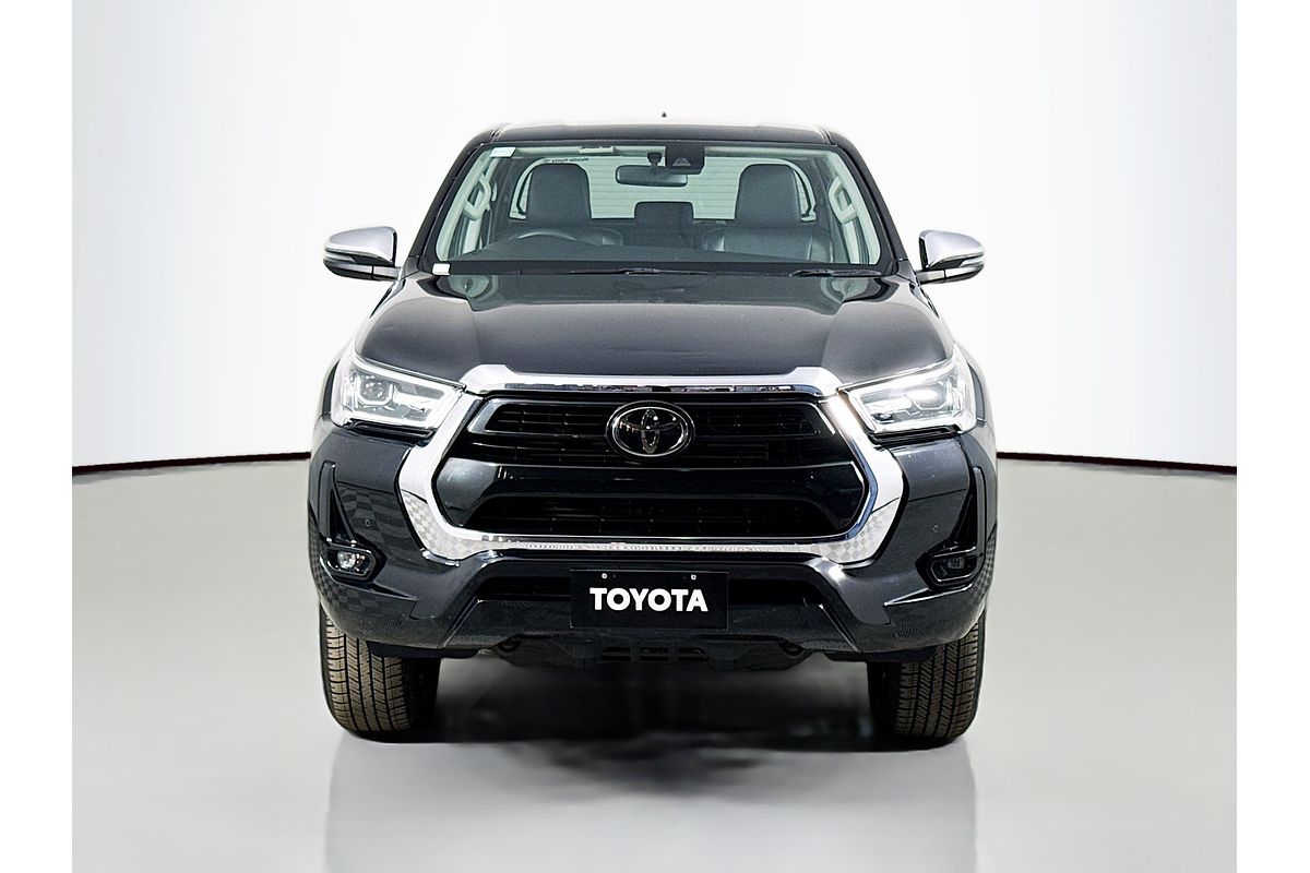 2022 Toyota Hilux SR5 GUN126R